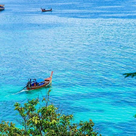 Hotel Daya Hill Seaview à Koh Lipe Extérieur photo