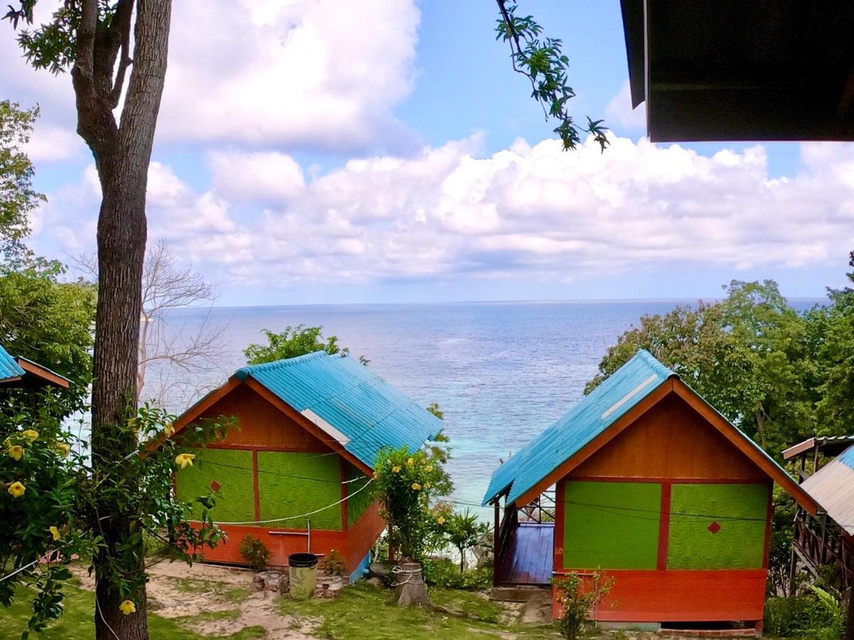 Hotel Daya Hill Seaview à Koh Lipe Extérieur photo