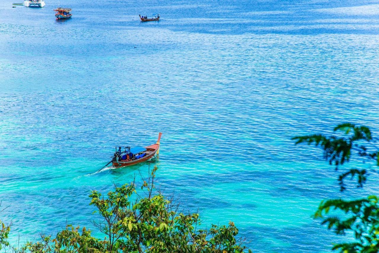 Hotel Daya Hill Seaview à Koh Lipe Extérieur photo