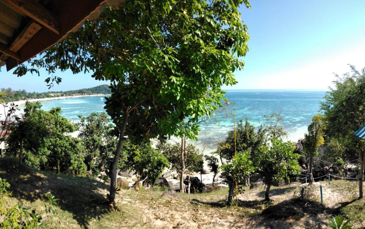 Hotel Daya Hill Seaview à Koh Lipe Extérieur photo